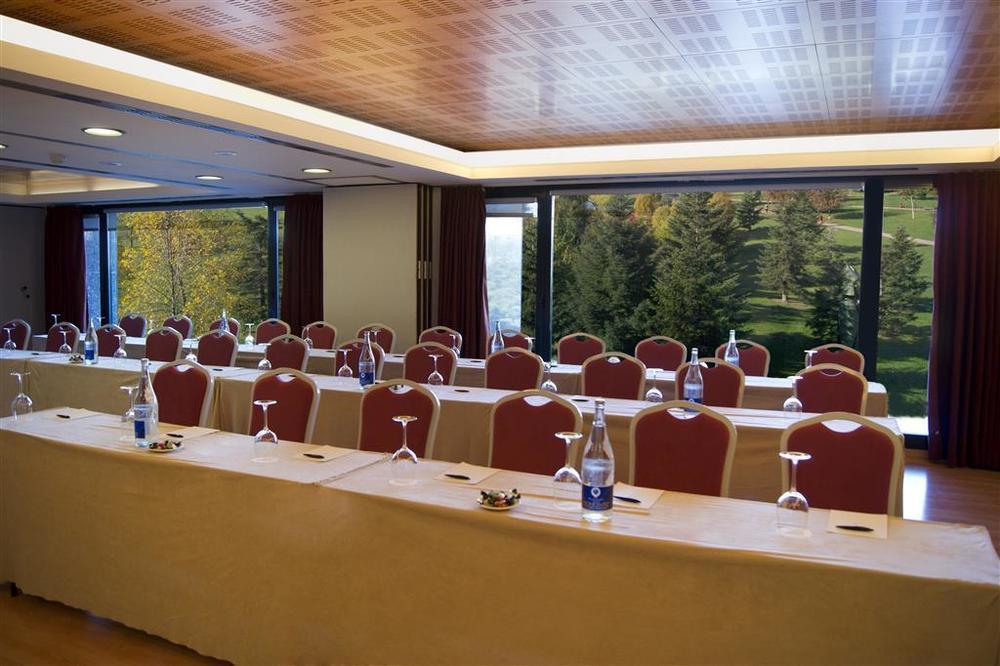 Occidental Pamplona Otel Konforlar fotoğraf