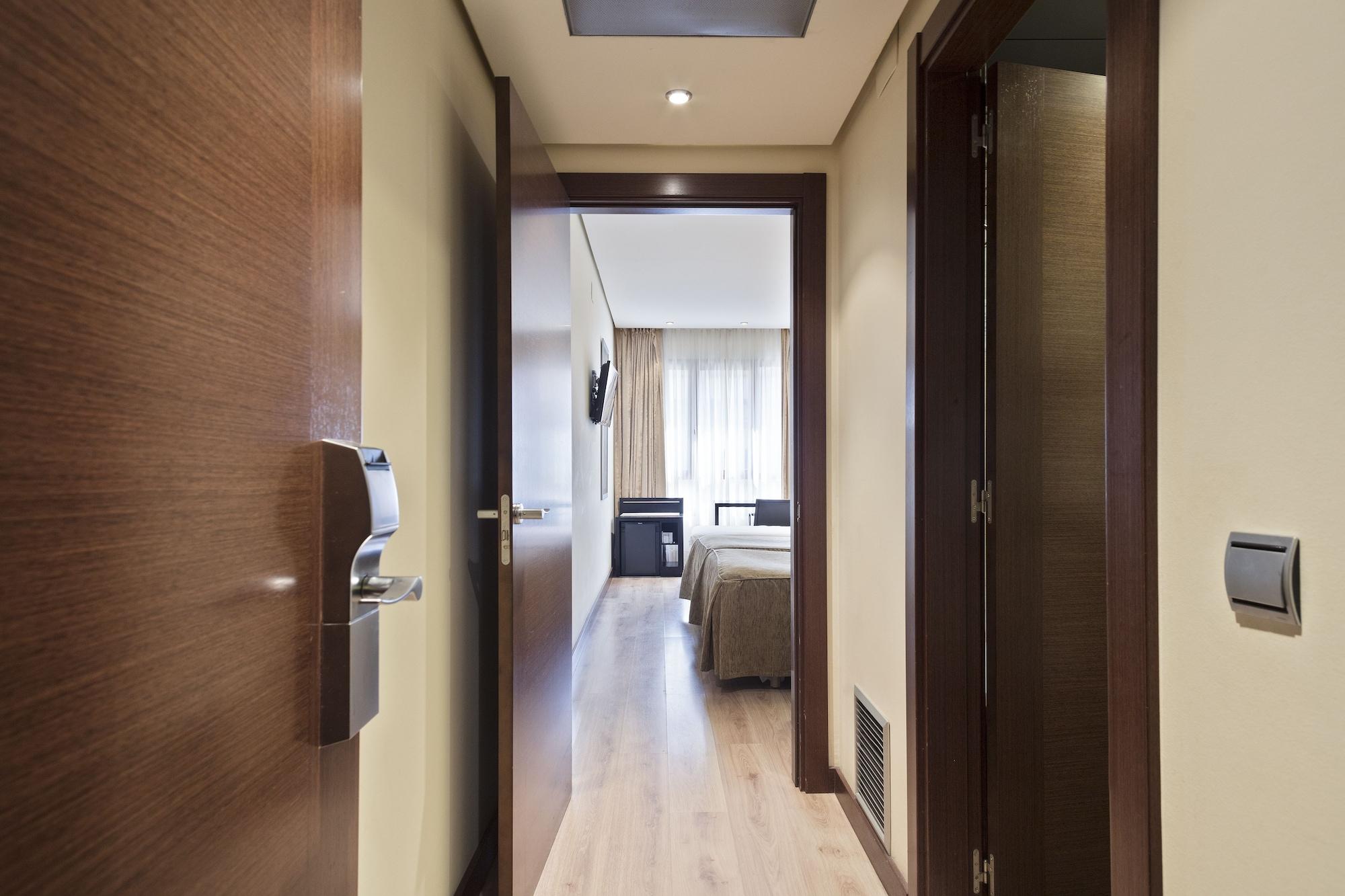 Occidental Pamplona Otel Dış mekan fotoğraf