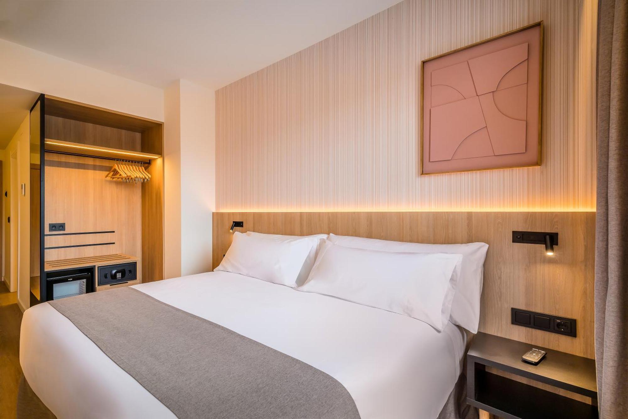 Occidental Pamplona Otel Dış mekan fotoğraf