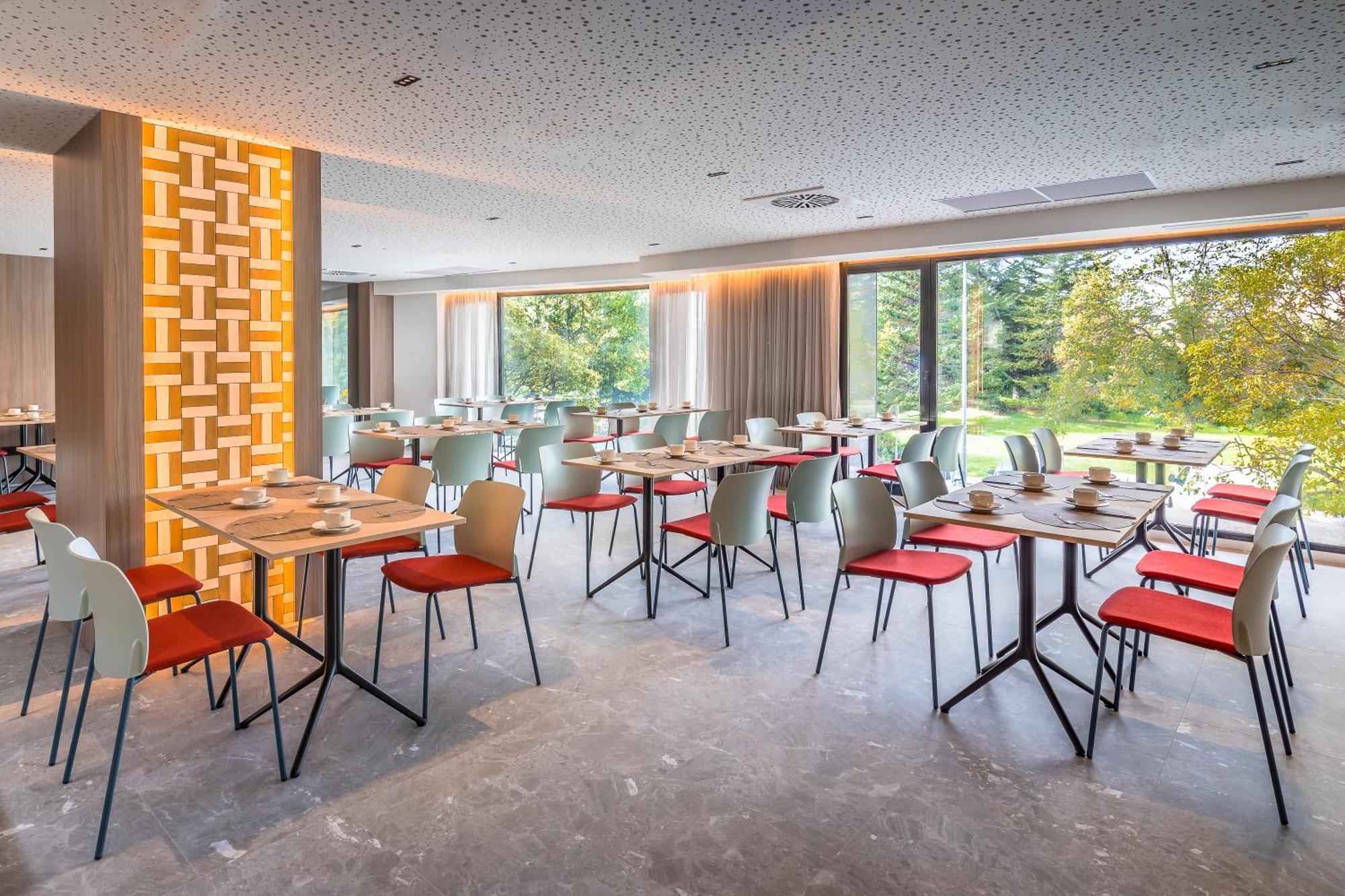 Occidental Pamplona Otel Dış mekan fotoğraf