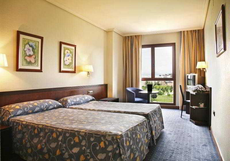 Occidental Pamplona Otel Oda fotoğraf