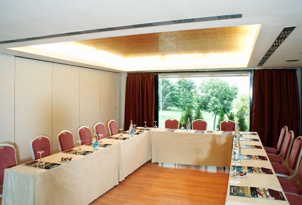 Occidental Pamplona Otel Dış mekan fotoğraf
